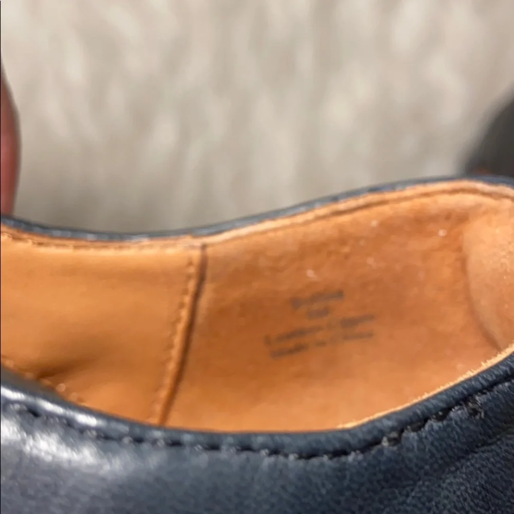 L’Amour DesPieds Leather Wedges
